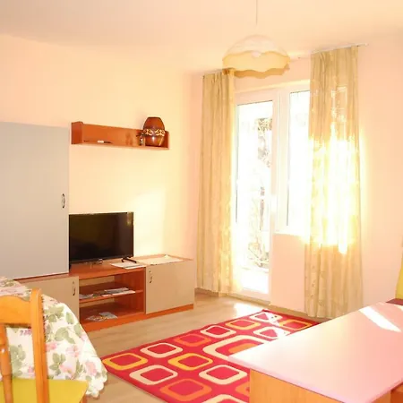 Apartament In *