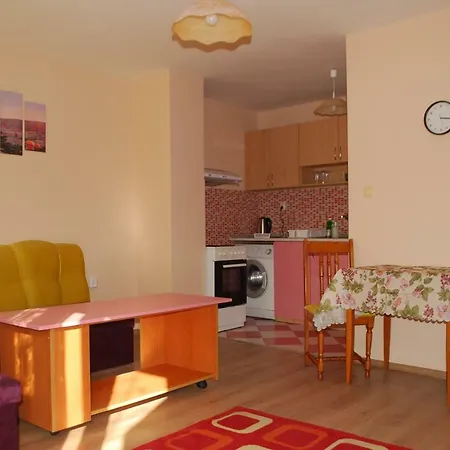 In Apartament Warna