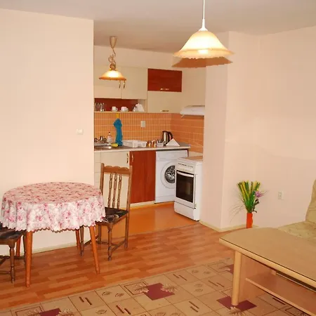 Apartament In *