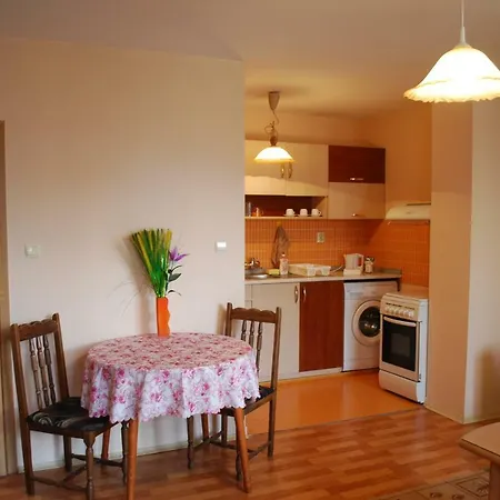 Apartamento In *