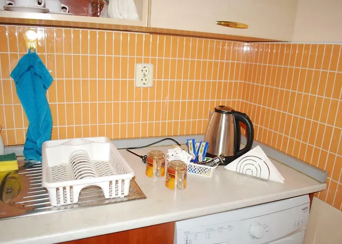 In דירה וארנה